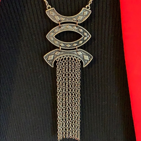 Long silver tribal design fringed chains - Picture 2 of 5